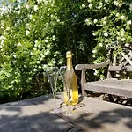 D'hotes De Charme, Un Temps En Foret Nocleg ze śniadaniem