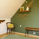Nocleg ze śniadaniem D'hotes De Charme, Un Temps En Foret 3*