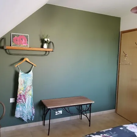 D'hotes De Charme, Un Temps En Foret Bed & Breakfast