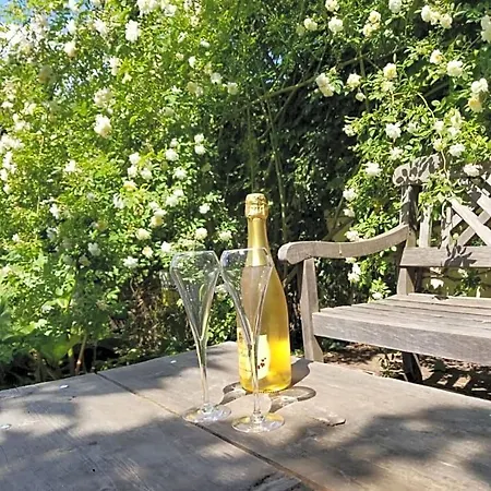 ベッド・アンド・ブレックファスト D'hotes De Charme, Un Temps En Foret